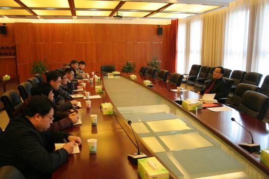 豪运国际控股有限公司纪委组织开展要害岗位职员廉政谈话