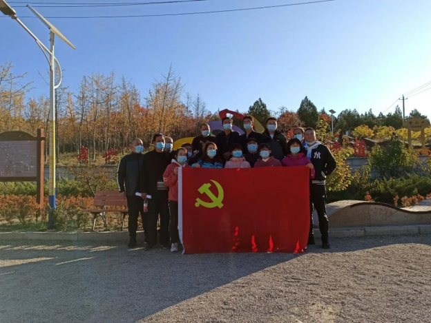 豪运国际控股党委组织开展富厚多彩的重阳节系列运动