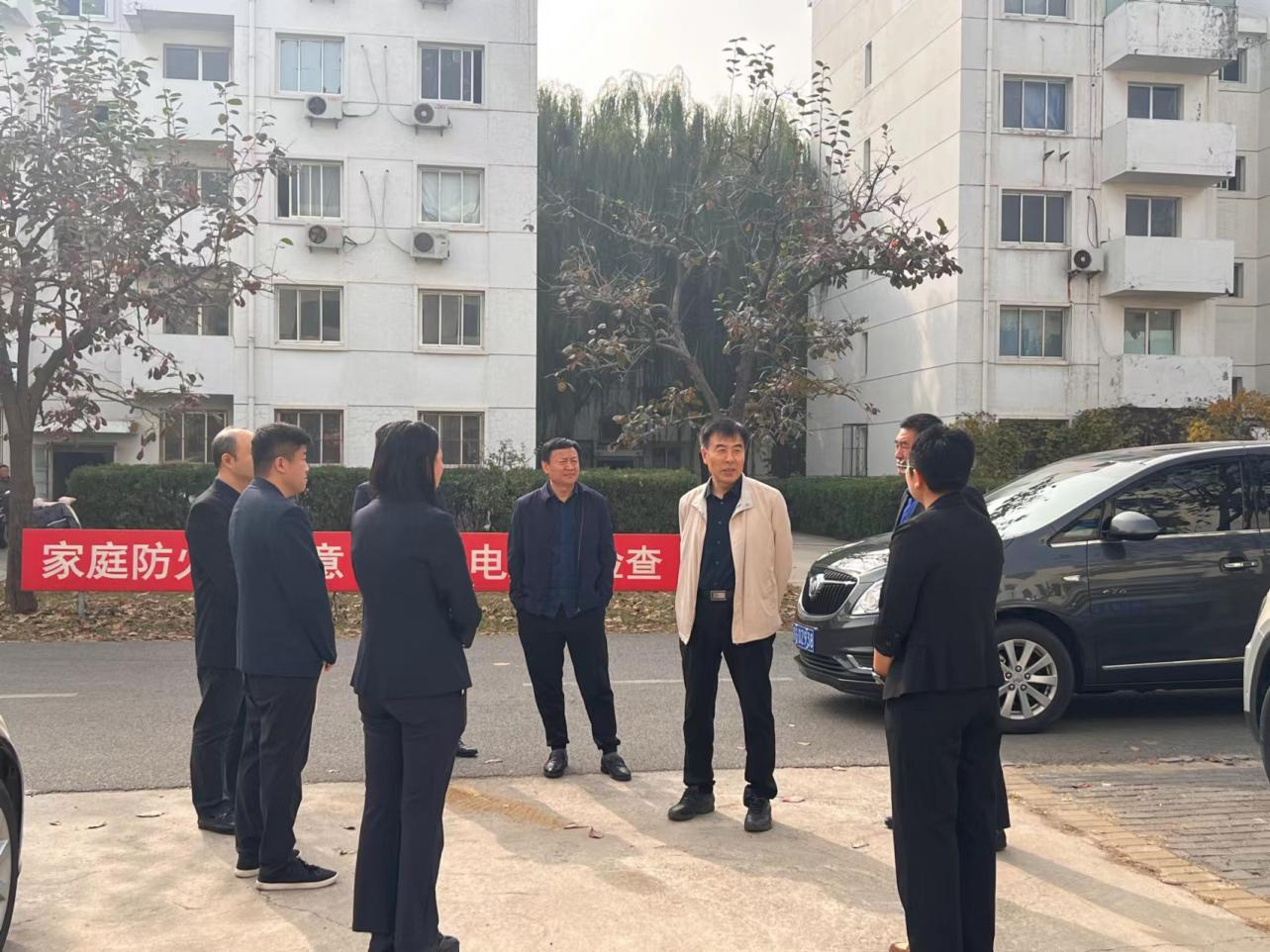 【学头脑 强党性 重实践 建新功】豪运国际控股党委书记李文江带队至恒信诚业公司开展调研