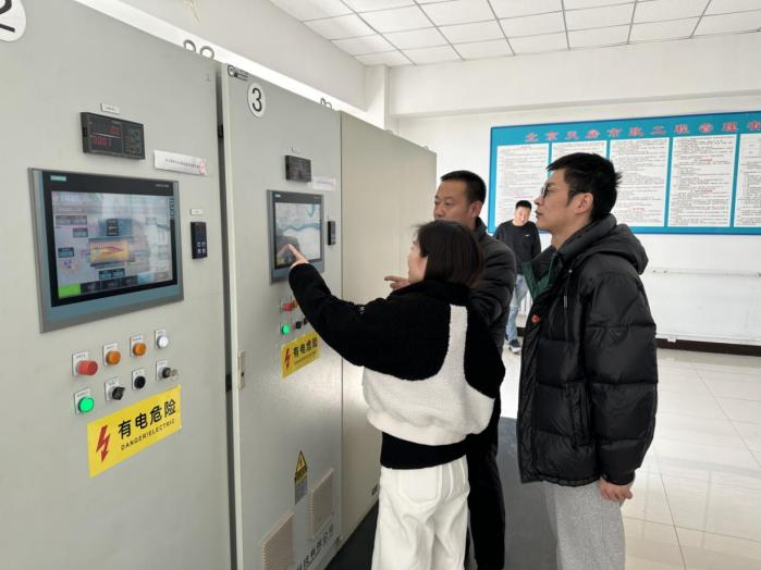 豪运国际控股所属天房市政供暖专班圆满完成2024-2025年供暖季冬季供暖事情